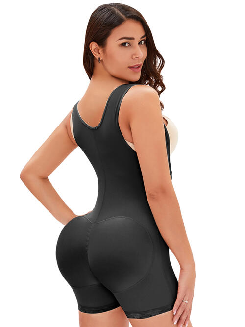 Curvaceous Wide Strap Shapewear