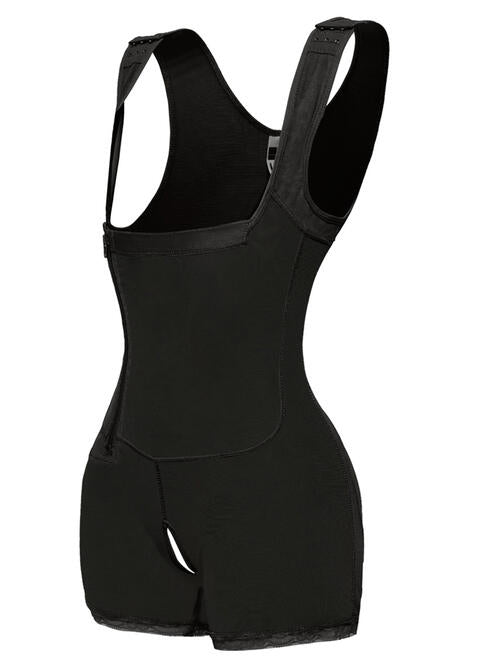 Curvaceous Wide Strap Shapewear